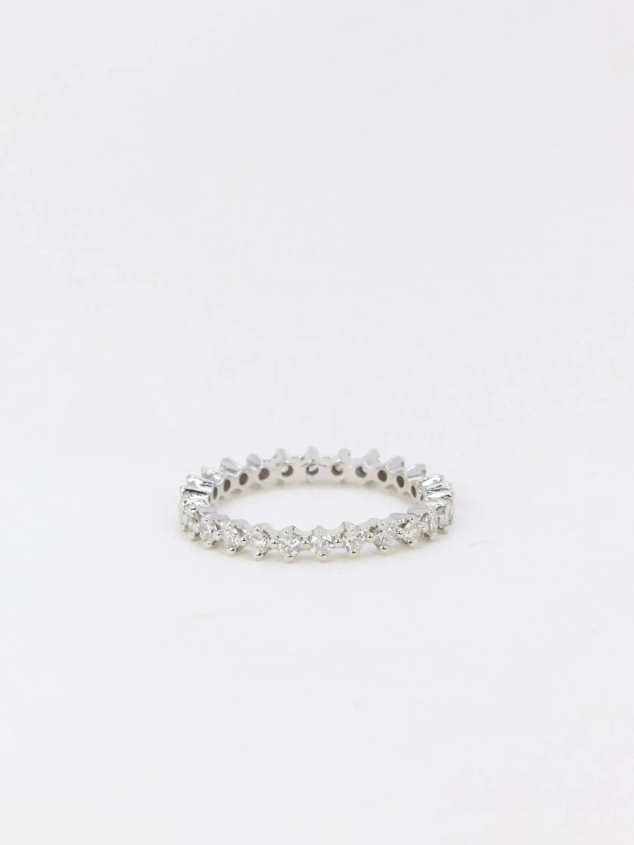 Alliance Américaine En Or Blanc Et Diamants 0,5 Ct 1 Alliance Américaine En Or Blanc Et Diamants 0,5 Ct