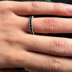 Alliance En Or Blanc Et Saphirs -Castafiore Boutique alliance en or blanc et saphirs 247812