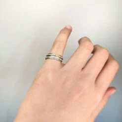 Bague Alliance PIAGET, "Possession" En Or Jaune Et Diamants -Castafiore Boutique alliance possession piaget 168219