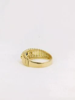 André Vassort (att à) Bague Vintage Or Diamants Saphir Ovale -Castafiore Boutique andre vassort att a bague vintage or diamants saphir ovale 919122