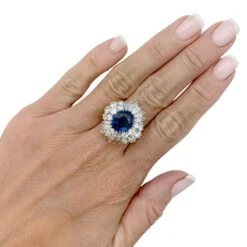 Miller Bague à Entourage, Saphir Et Diamants 15 Miller Bague à Entourage, Saphir Et Diamants -Castafiore Boutique bague a entourage saphir et diamants 151444