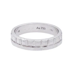 Miller Bague Alliance BOUCHERON "Quatre Radiant Edition" En Or Blanc. 6 Miller Bague Alliance BOUCHERON "Quatre Radiant Edition" En Or Blanc. -Castafiore Boutique bague alliance boucheron quatre radiant edition en or blanc 159861