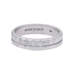 Miller Bague Alliance BOUCHERON "Quatre Radiant Edition" En Or Blanc. 7 Miller Bague Alliance BOUCHERON "Quatre Radiant Edition" En Or Blanc. -Castafiore Boutique bague alliance boucheron quatre radiant edition en or blanc 558150
