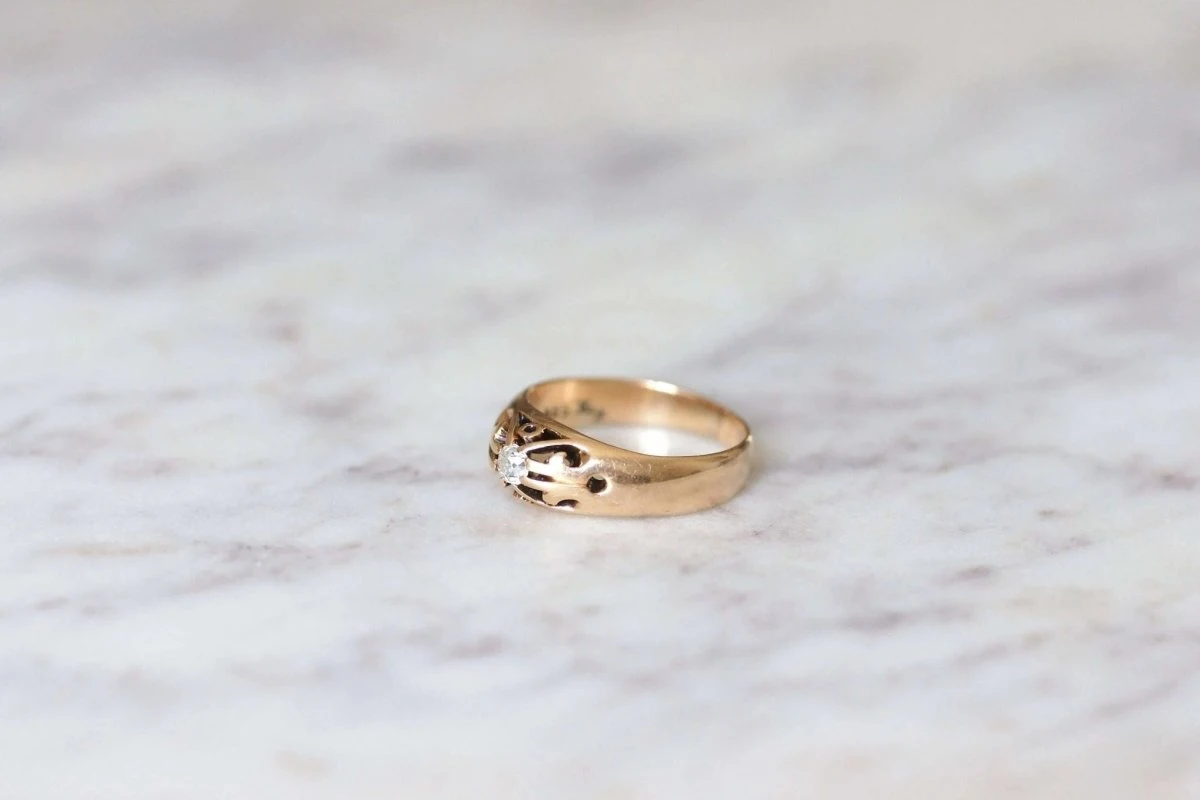 Bague Ancienne Jonc Or Rose Et Diamant 5 Bague Ancienne Jonc Or Rose Et Diamant – Image 5