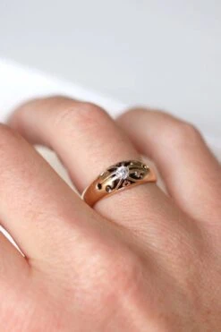 Bague Ancienne Jonc Or Rose Et Diamant 9 Bague Ancienne Jonc Or Rose Et Diamant -Castafiore Boutique bague ancienne jonc or rose et diamant 936117
