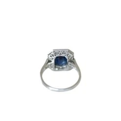 Bague Art Deco En Platine, Saphir Et Diamants -Castafiore Boutique bague art deco saphir et diamants 556805