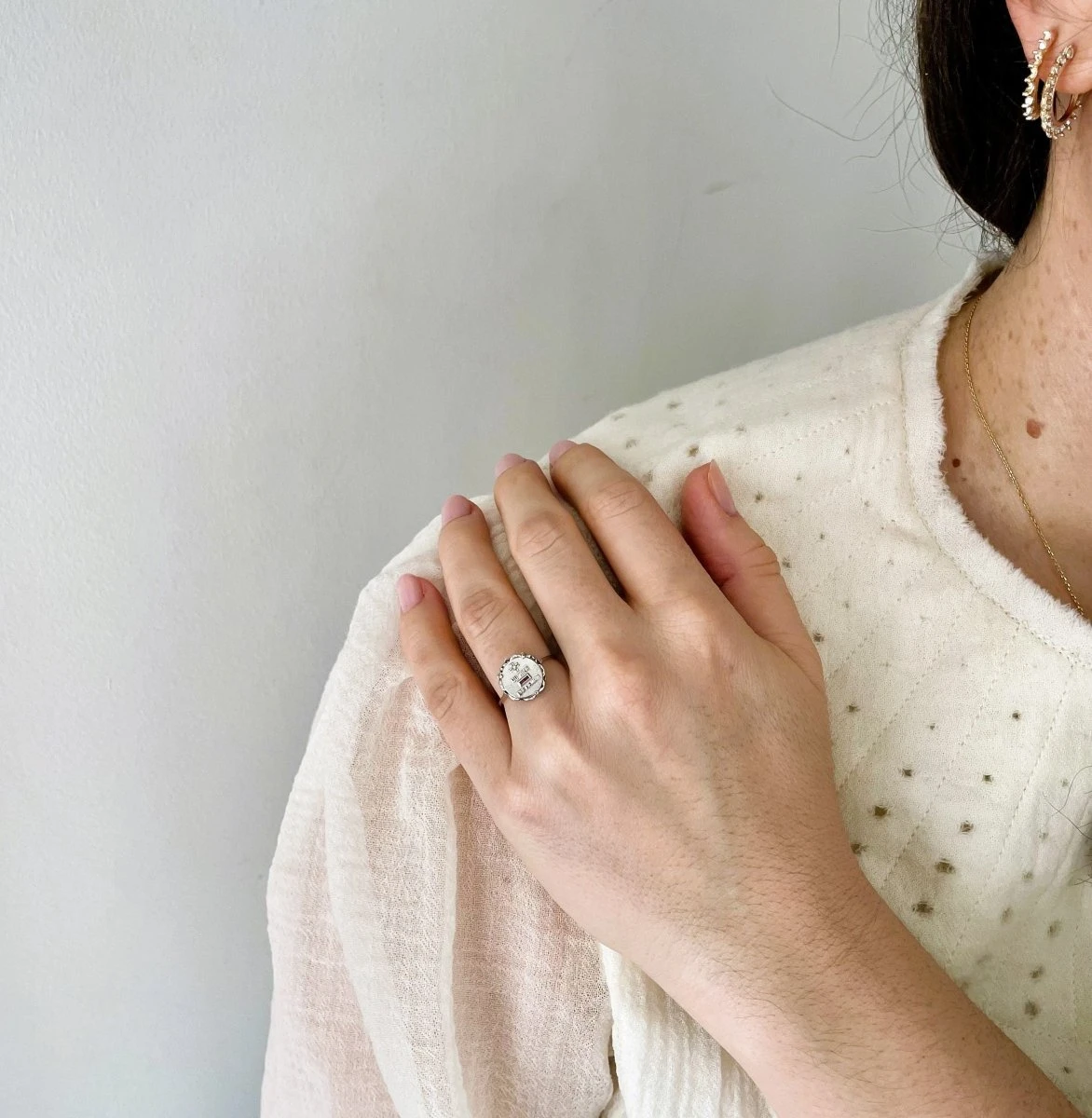 Bague AUGIS Diamant Rubis Or Blanc 2 Bague AUGIS Diamant Rubis Or Blanc – Image 2