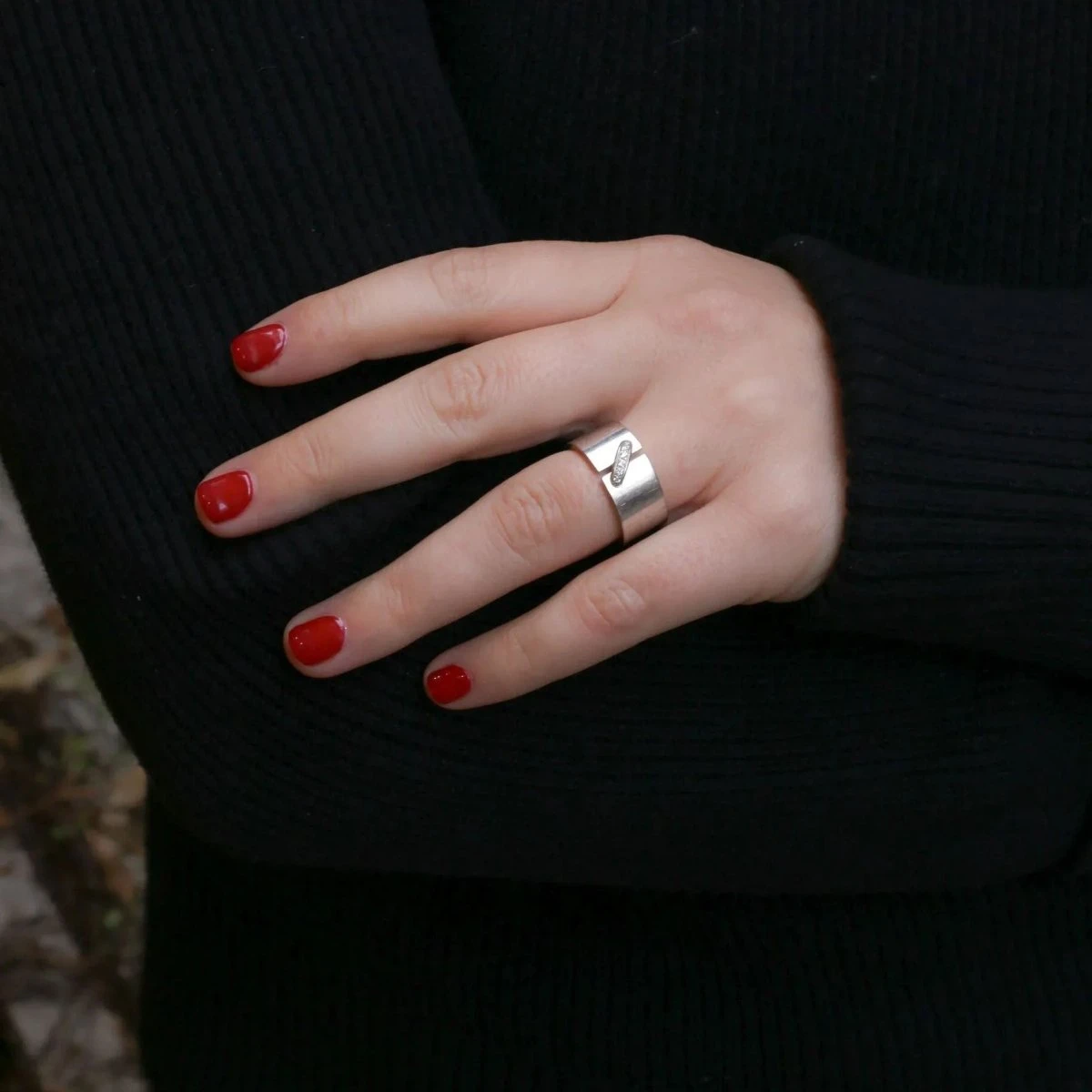 Bague Bandeau CHAUMET "Lien" En Or Blanc Et Diamants 8 Bague Bandeau CHAUMET "Lien" En Or Blanc Et Diamants – Image 8