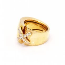 Bague CHAUMET Collection LIENSE CROISE -Castafiore Boutique bague bandeau chaumet liens croises en or rose et diamants 557273