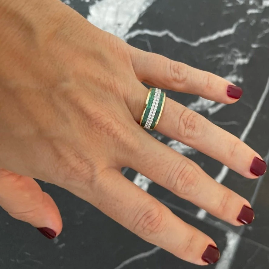 Bague Bandeau Emeraudes Et Diamants Vintage 2 Bague Bandeau Emeraudes Et Diamants Vintage – Image 2