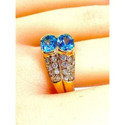 Bague Bandeau En Or Jaune, Topaze Et Diamants -Castafiore Boutique bague bandeau en or jaune 18 caratstopaze et diamants 190325