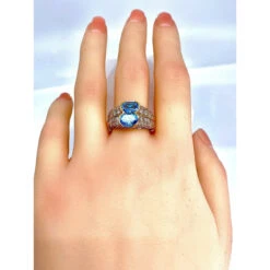 Bague Bandeau En Or Jaune, Topaze Et Diamants -Castafiore Boutique bague bandeau en or jaune 18 caratstopaze et diamants 237297