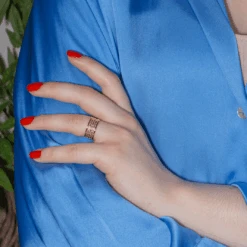 Bague Bandeau MAUBOUSSIN "Une Galerie Rue De Seine" En Or Jaune 5 Bague Bandeau MAUBOUSSIN "Une Galerie Rue De Seine" En Or Jaune -Castafiore Boutique bague bandeau mauboussin une galerie rue de seine en or jaune 907858