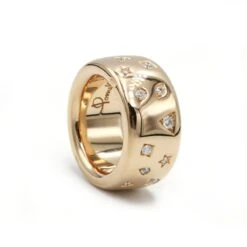 Bague Bandeau POMELLATO "Iconica" En Or Jaune Et Diamants -Castafiore Boutique bague bandeau pomellato iconica en or jaune et diamants 1014842
