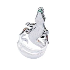 Miller Bague Boucheron Crocodile En Or Blanc, Sertie De Diamants Et Pierres De Couleur 21 Miller Bague Boucheron Crocodile En Or Blanc, Sertie De Diamants Et Pierres De Couleur -Castafiore Boutique bague boucheron crocodile en or blanc sertie de diamants et pierres de couleur 458744