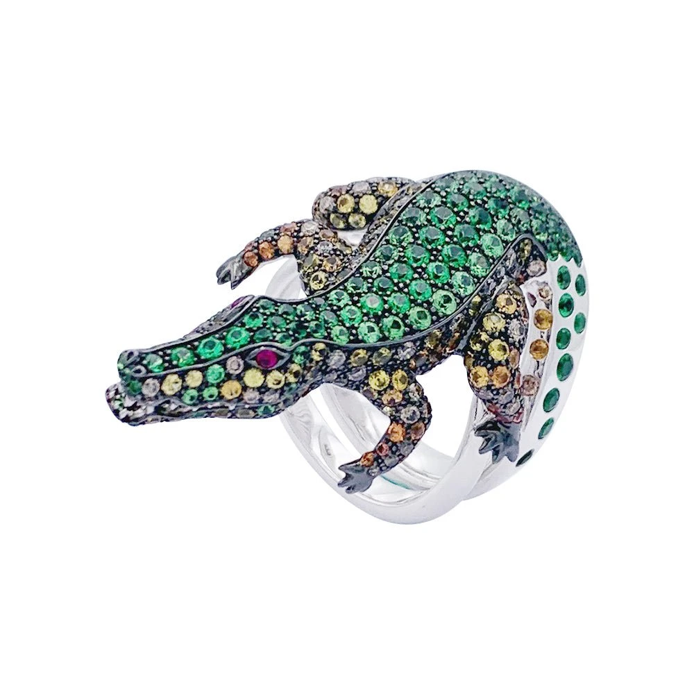 Miller Bague Boucheron Crocodile En Or Blanc, Sertie De Diamants Et Pierres De Couleur 4 Miller Bague Boucheron Crocodile En Or Blanc, Sertie De Diamants Et Pierres De Couleur – Image 4