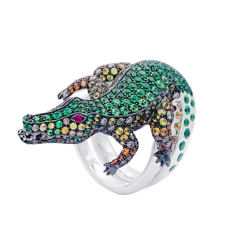 Miller Bague Boucheron Crocodile En Or Blanc, Sertie De Diamants Et Pierres De Couleur 1 Miller Bague Boucheron Crocodile En Or Blanc, Sertie De Diamants Et Pierres De Couleur