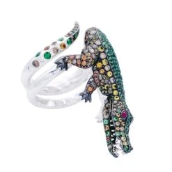 Miller Bague Boucheron Crocodile En Or Blanc, Sertie De Diamants Et Pierres De Couleur 24 Miller Bague Boucheron Crocodile En Or Blanc, Sertie De Diamants Et Pierres De Couleur -Castafiore Boutique bague boucheron crocodile en or blanc sertie de diamants et pierres de couleur 961892