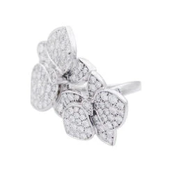 Miller Bague CARTIER "Caresse D'Orchidées" En Or Blanc Et Diamants. -Castafiore Boutique bague cartier caresse dorchidees en or blanc et diamants 138668