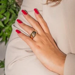 Bague CARTIER "Trinity"en Ors Jaune, Blanc Et Rose 8 Bague CARTIER "Trinity"en Ors Jaune, Blanc Et Rose -Castafiore Boutique bague cartier trinity en ors jaune blanc et rose 915210