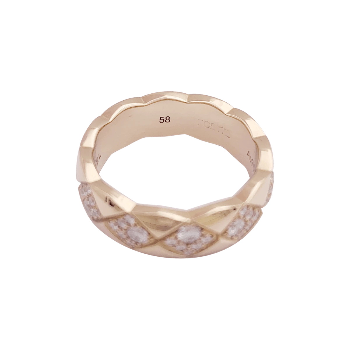 Miller Bague CHANEL, "Coco Crush", En Or Beige Et Diamant 5 Miller Bague CHANEL, "Coco Crush", En Or Beige Et Diamant – Image 5