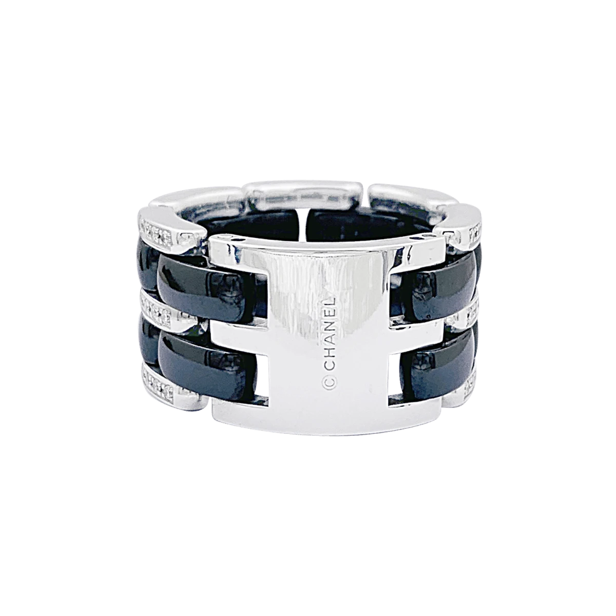 Miller Bague CHANEL "Ultra" En Or Blanc, Céramique Noire Et Diamants 5 Miller Bague CHANEL "Ultra" En Or Blanc, Céramique Noire Et Diamants – Image 5