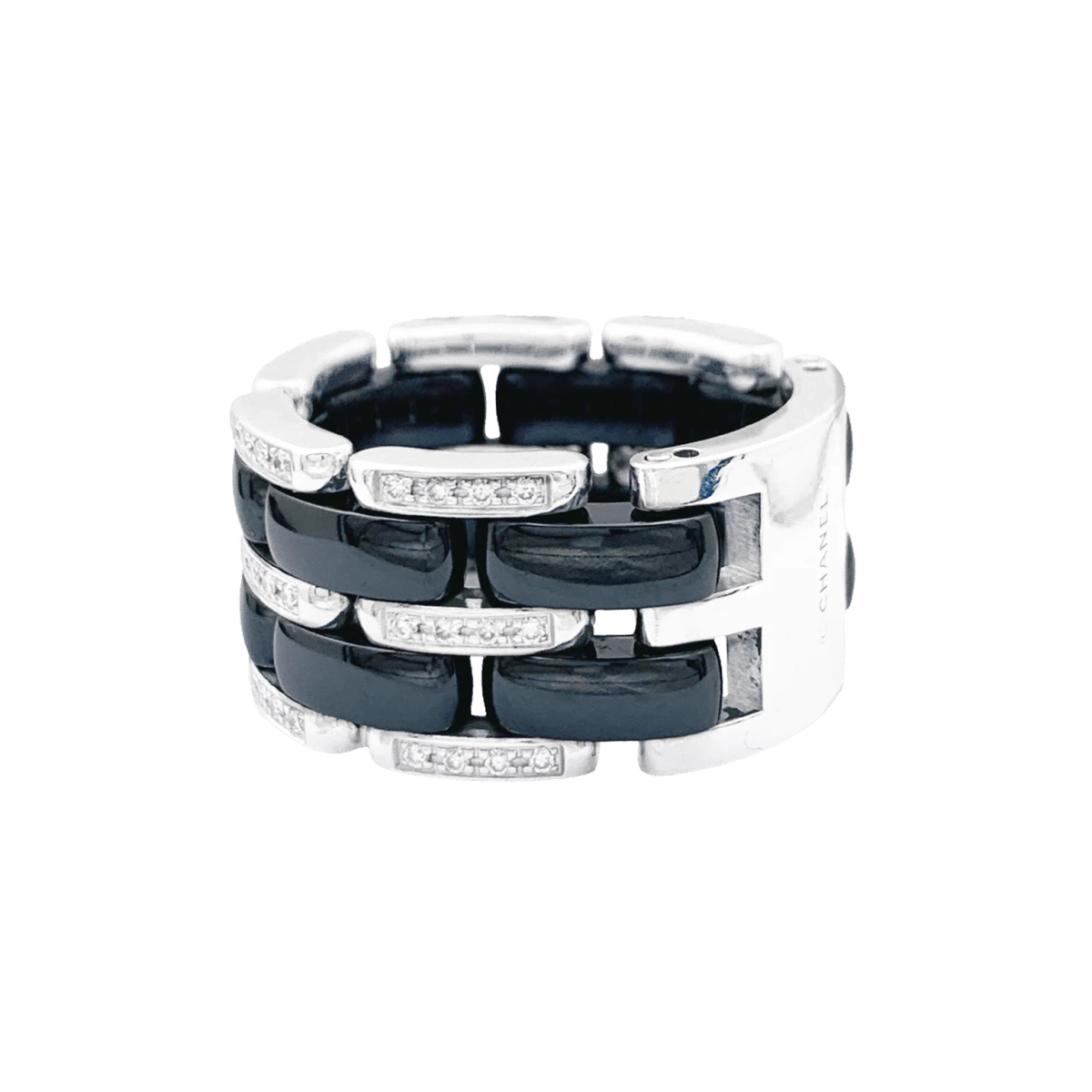 Miller Bague CHANEL "Ultra" En Or Blanc, Céramique Noire Et Diamants 3 Miller Bague CHANEL "Ultra" En Or Blanc, Céramique Noire Et Diamants – Image 3