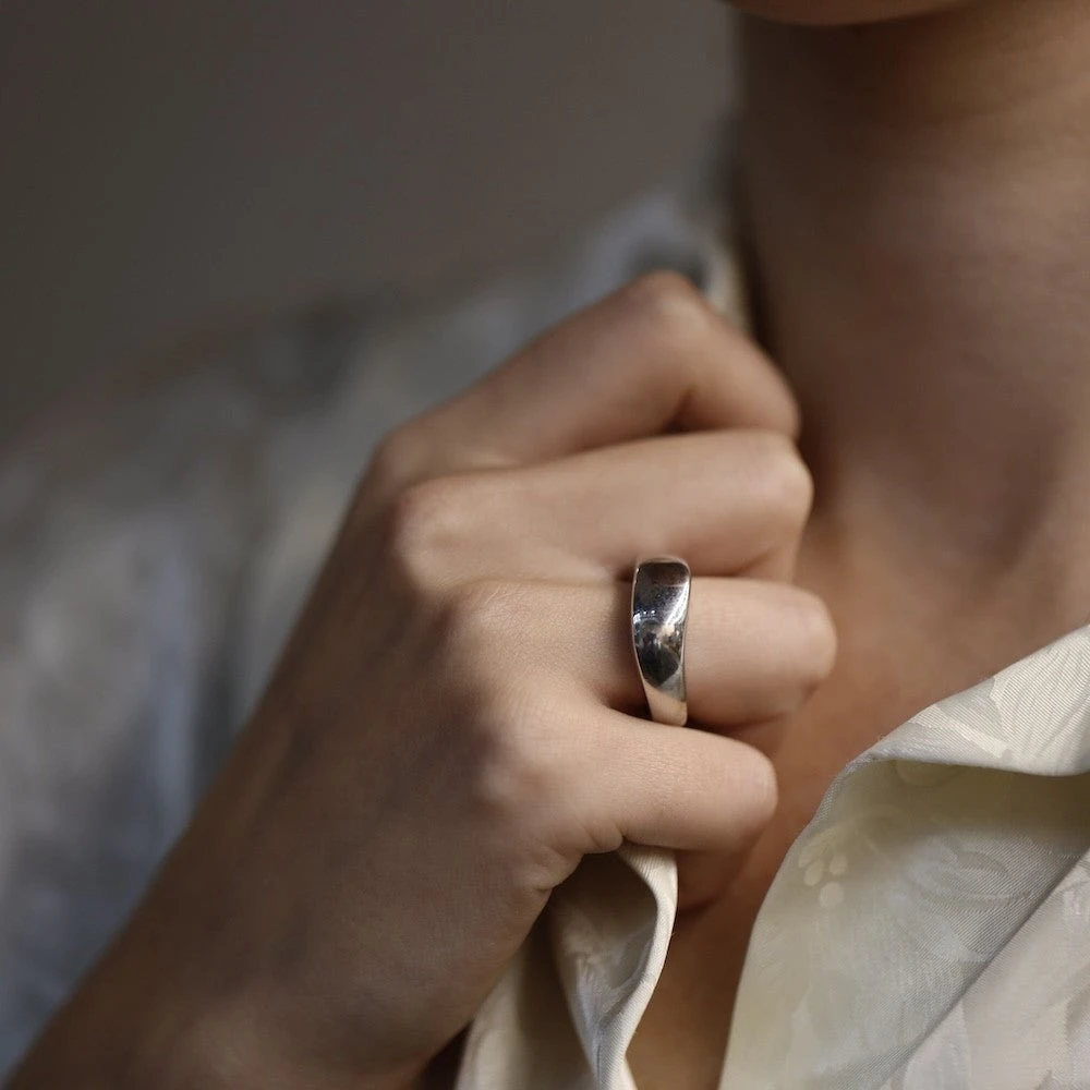 Bague Jonc CHAUMET En Or Gris 4 Bague Jonc CHAUMET En Or Gris – Image 4