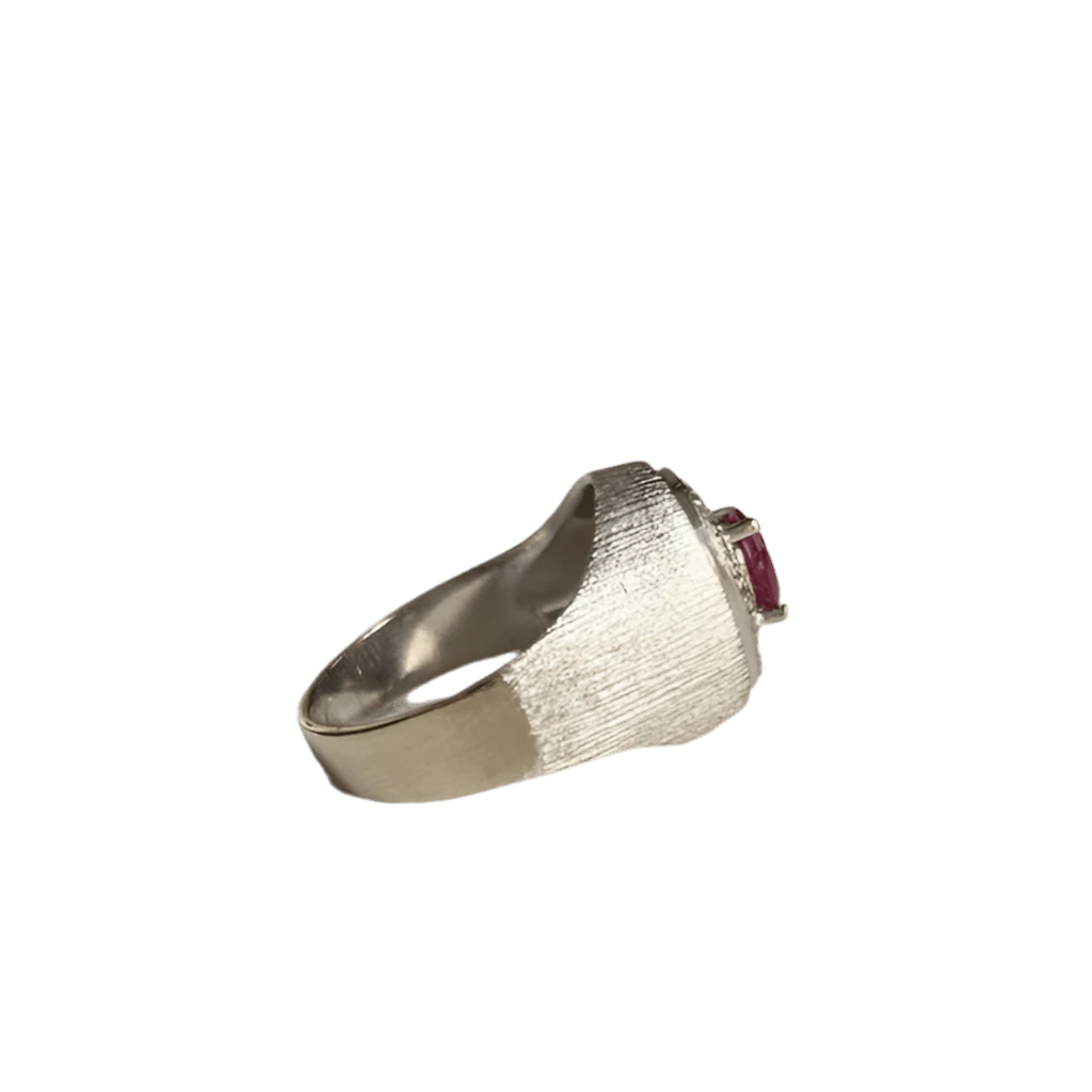 Bague Chevalière En Or Gris, Rubis Et Diamant 5 Bague Chevalière En Or Gris, Rubis Et Diamant – Image 5