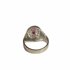 Bague Chevalière En Or Gris, Rubis Et Diamant 8 Bague Chevalière En Or Gris, Rubis Et Diamant -Castafiore Boutique bague chevaliere en or gris rubis et diamant 611040