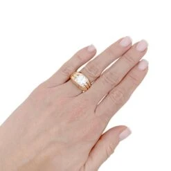 Miller Bague Chevalière En Or Jaune Et Blanc Et Diamant -Castafiore Boutique bague chevaliere en or jaune et blanc et diamant 227964