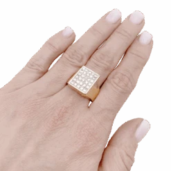 Miller Bague Chevalière En Or Jaune Et Diamants -Castafiore Boutique bague chevaliere en or jaune et diamants 575841