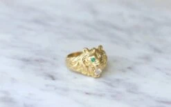 Bague Chevalière Lion Or Jaune Et Diamant -Castafiore Boutique bague chevaliere lion or jaune et diamant 544972