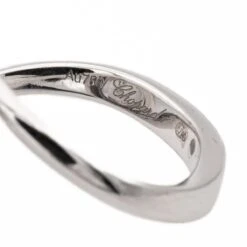 Bague CHOPARD "Happy Diamonds" En Or Blanc Et Diamants 14 Bague CHOPARD "Happy Diamonds" En Or Blanc Et Diamants -Castafiore Boutique bague chopard happy diamonds en or blanc et diamants 668329