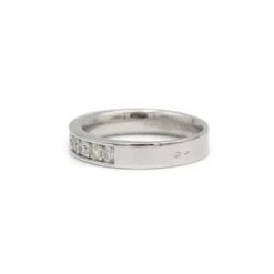 Demi Alliance - Or Blanc Et Diamants -Castafiore Boutique bague demi alliance en or blanc et diamants 151761