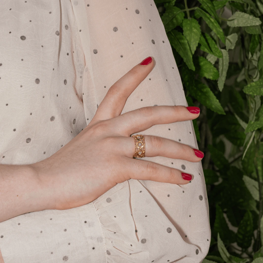 Bague DIOR "My Dior" En Or Jaune Et Diamants 2 Bague DIOR "My Dior" En Or Jaune Et Diamants – Image 2