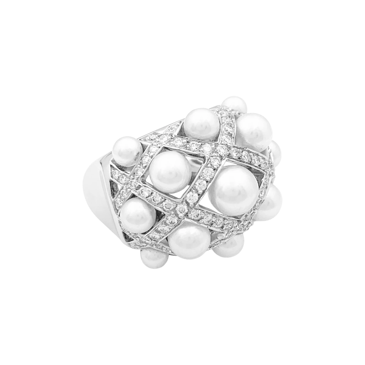 Miller Bague Dôme CHANEL "Baroque" En Or Blanc, Perles Et Diamants 5 Miller Bague Dôme CHANEL "Baroque" En Or Blanc, Perles Et Diamants – Image 5