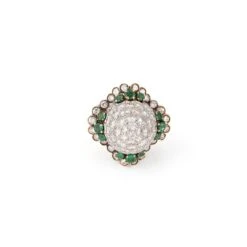 Bague Dôme En Or Jaune, émeraudes Et Diamants