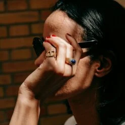 Bague Jonc En Or Jaune, Lapis Lazuli Et Diamants -Castafiore Boutique bague dome en or jaune lapis lazuli et diamants 635214