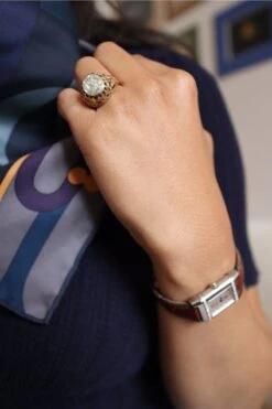 Bague Dôme En Or Rose, Sertie D'un Diamant Taille Ancienne Ovale De 7 Carats Environ 15 Bague Dôme En Or Rose, Sertie D'un Diamant Taille Ancienne Ovale De 7 Carats Environ -Castafiore Boutique bague dome en or rose sertie dun diamant taille ancienne ovale de 7 carats environ 379899