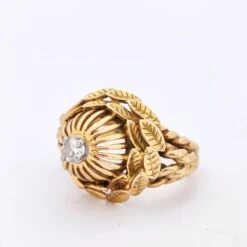 Bague Dôme Motifs Floraux En Or Jaune Et Diamant 11 Bague Dôme Motifs Floraux En Or Jaune Et Diamant -Castafiore Boutique bague dome motifs floraux en or jaune et diamant 997106