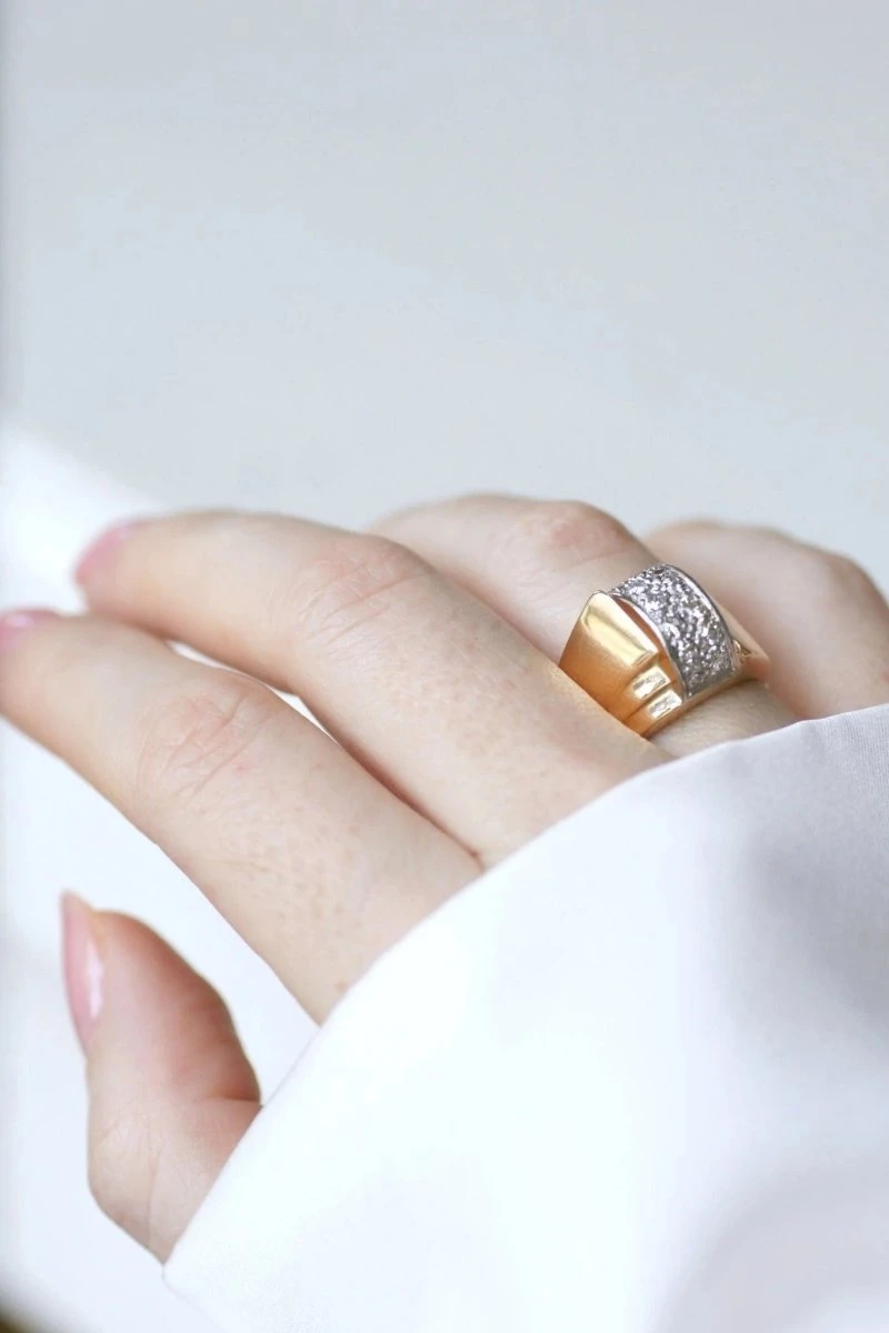 Bague Dome Tank Diamants, Or Et Platine 7 Bague Dome Tank Diamants, Or Et Platine – Image 7