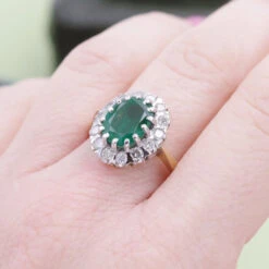 Bague émeraude Diamants 2,61 Cts En Or 5 Bague émeraude Diamants 2,61 Cts En Or -Castafiore Boutique bague emeraude diamants 261 cts en or 579937