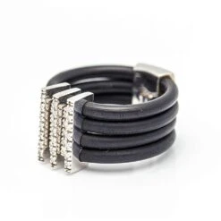 Bague En Or Blanc, Caoutchouc Et Diamants -Castafiore Boutique bague en or blanc caoutchouc et diamants 864112