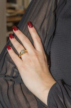 Bague En Or Jaune, Aigue Marine Et Diamants -Castafiore Boutique bague en or jaune aigue marine et diamants 182059