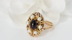 Bague En Or Jaune, Cabochon De Grenat Et Perles 11 Bague En Or Jaune, Cabochon De Grenat Et Perles -Castafiore Boutique bague en or jaune cabochon de grenat et perles 568415