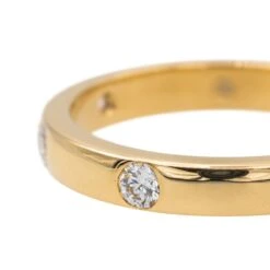 Bague En Or Jaune Pavée De Diamants -Castafiore Boutique bague en or jaune pavee de diamants 840748