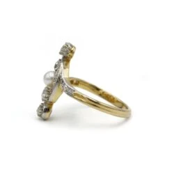 Bague Belle époque - Or Jaune 18K, Diamants Et Perle - Début XXe Siècle -Castafiore Boutique bague en or jaune perle et diamants 433924