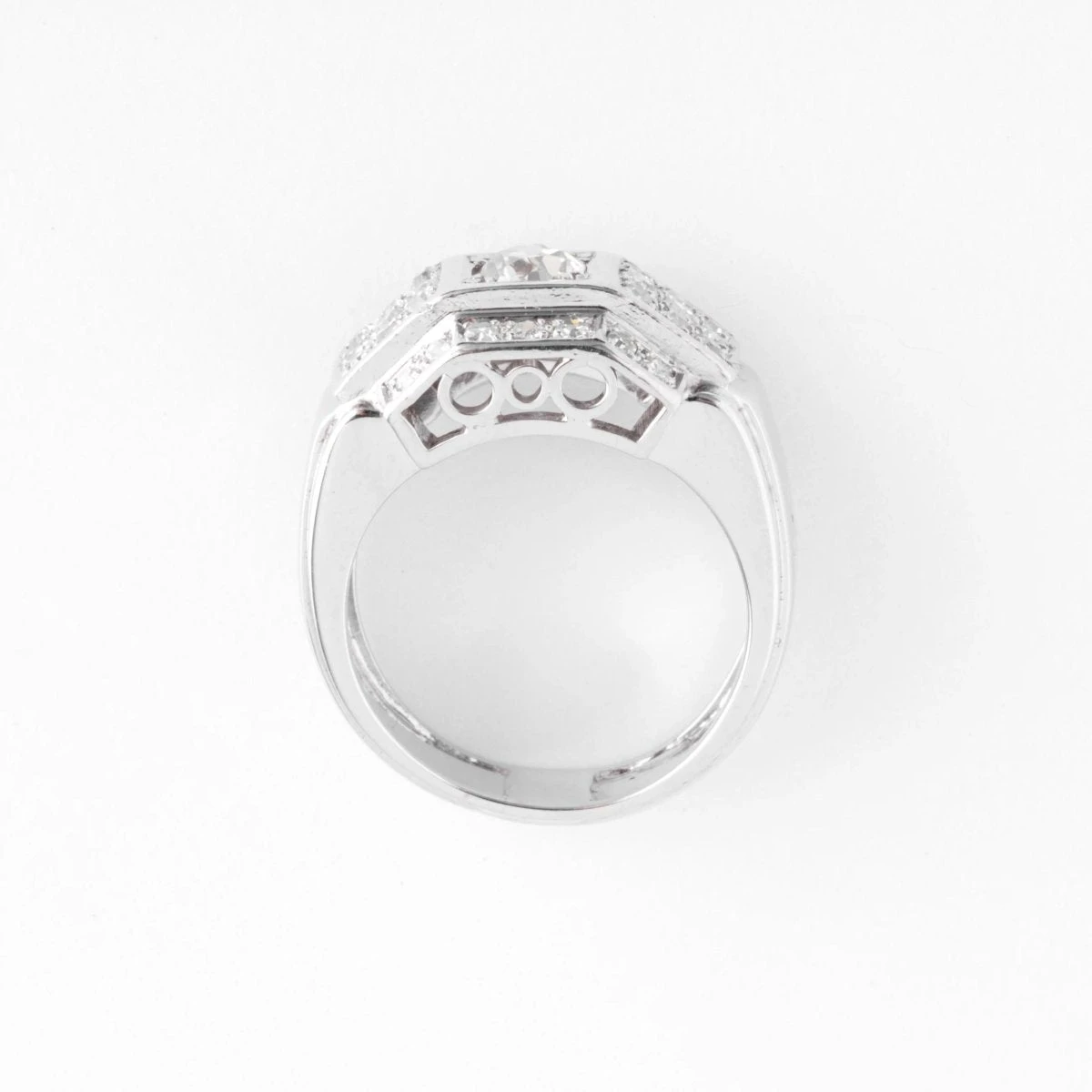 Bague En Platine Et Diamants à Gradins 7 Bague En Platine Et Diamants à Gradins – Image 7