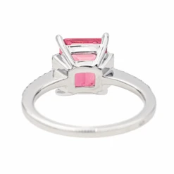 Bague Entourage En Or Blanc, Tourmaline Et Diamants 11 Bague Entourage En Or Blanc, Tourmaline Et Diamants -Castafiore Boutique bague entourage en or blanc tourmaline et diamants 2757085